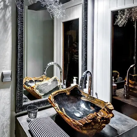 La Bergerie Du Miravidi Bed & Breakfast *