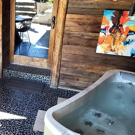 La Bergerie Du Miravidi Bed & Breakfast *